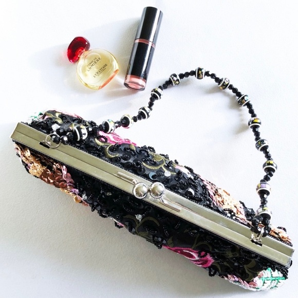 Aldo Beautiful Rose Beaded SequinEd Clutch - 4 x 10 - Picture 8 of 8